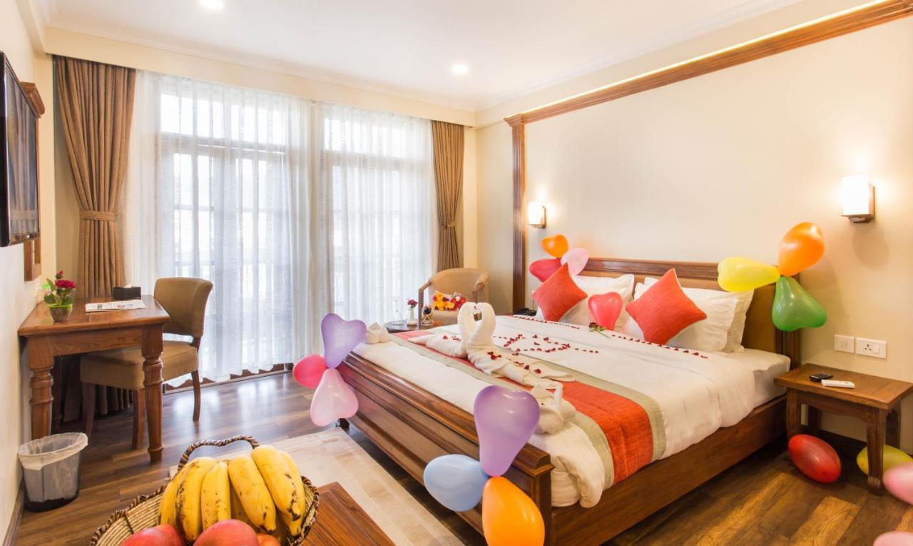 Hotel Portland Pokhara Zewnętrze zdjęcie