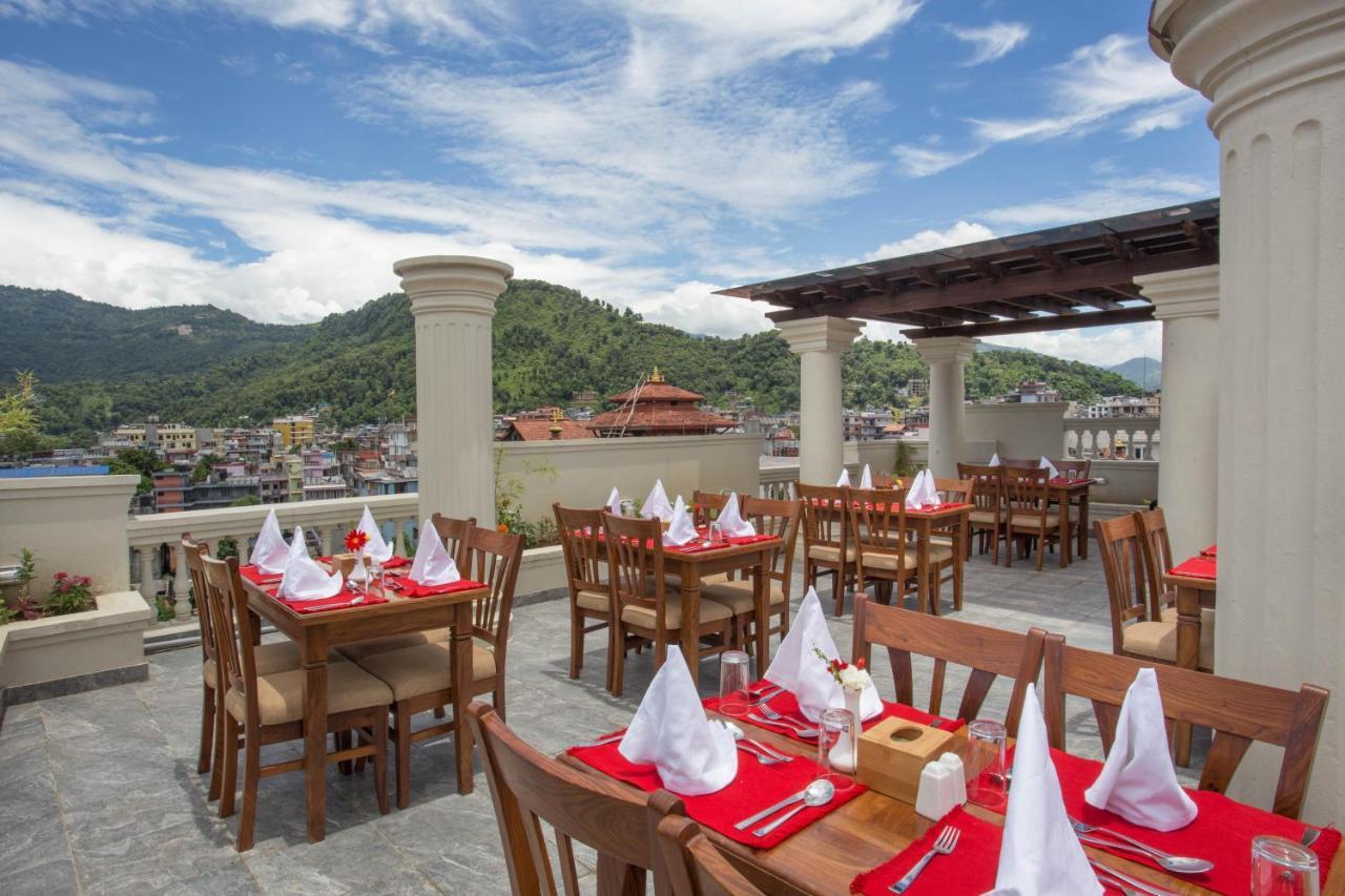 Hotel Portland Pokhara Zewnętrze zdjęcie