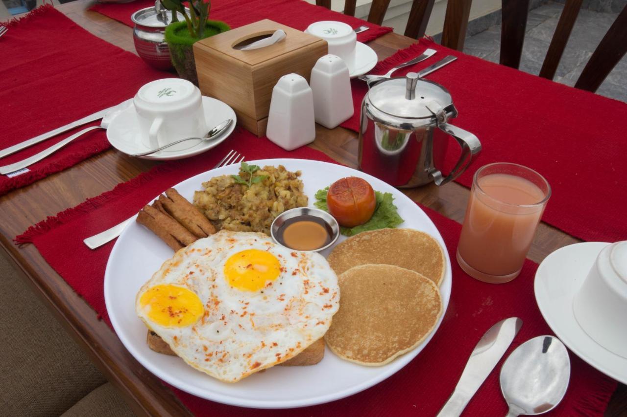 Hotel Portland Pokhara Zewnętrze zdjęcie